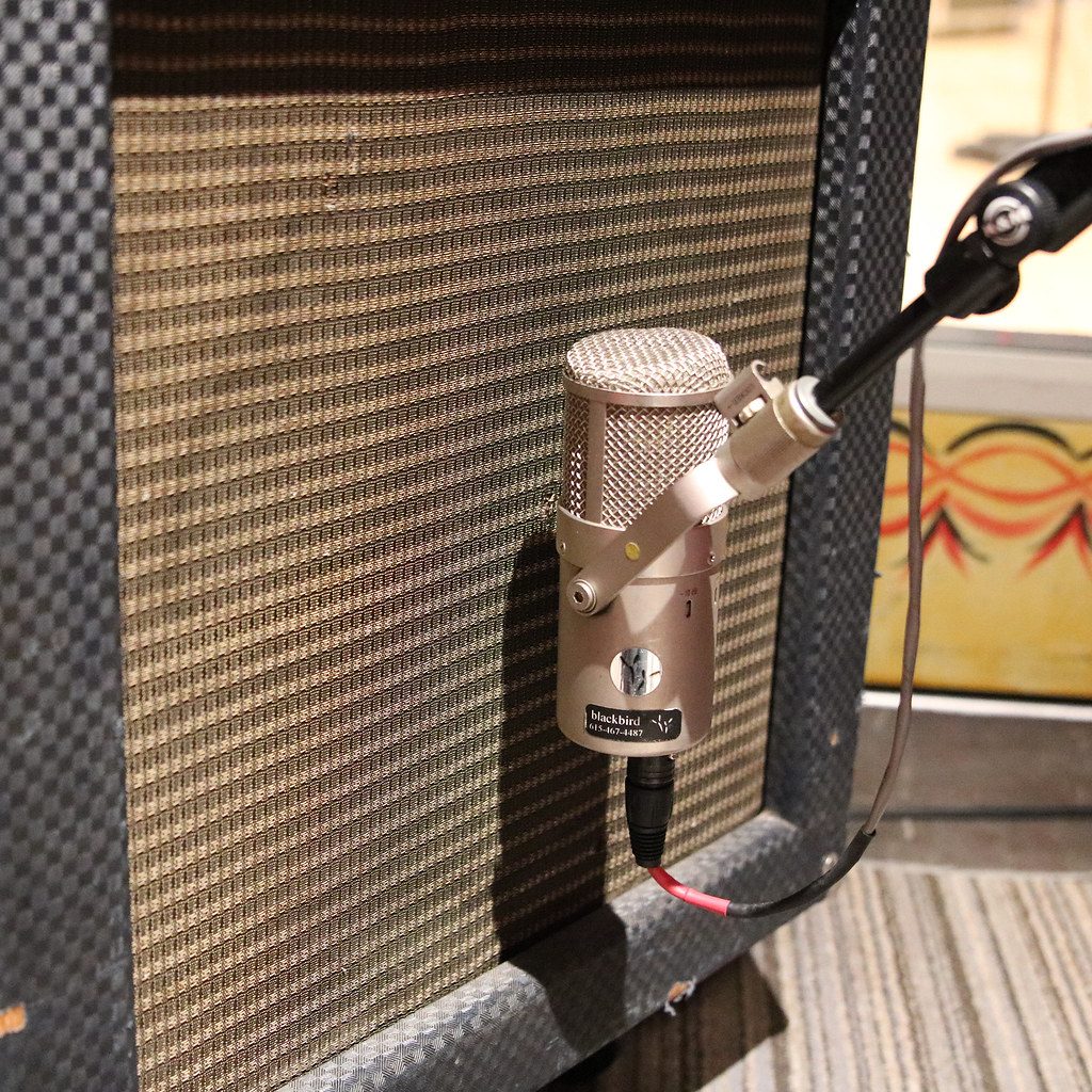 IMG_4740-bass-amp-2048px