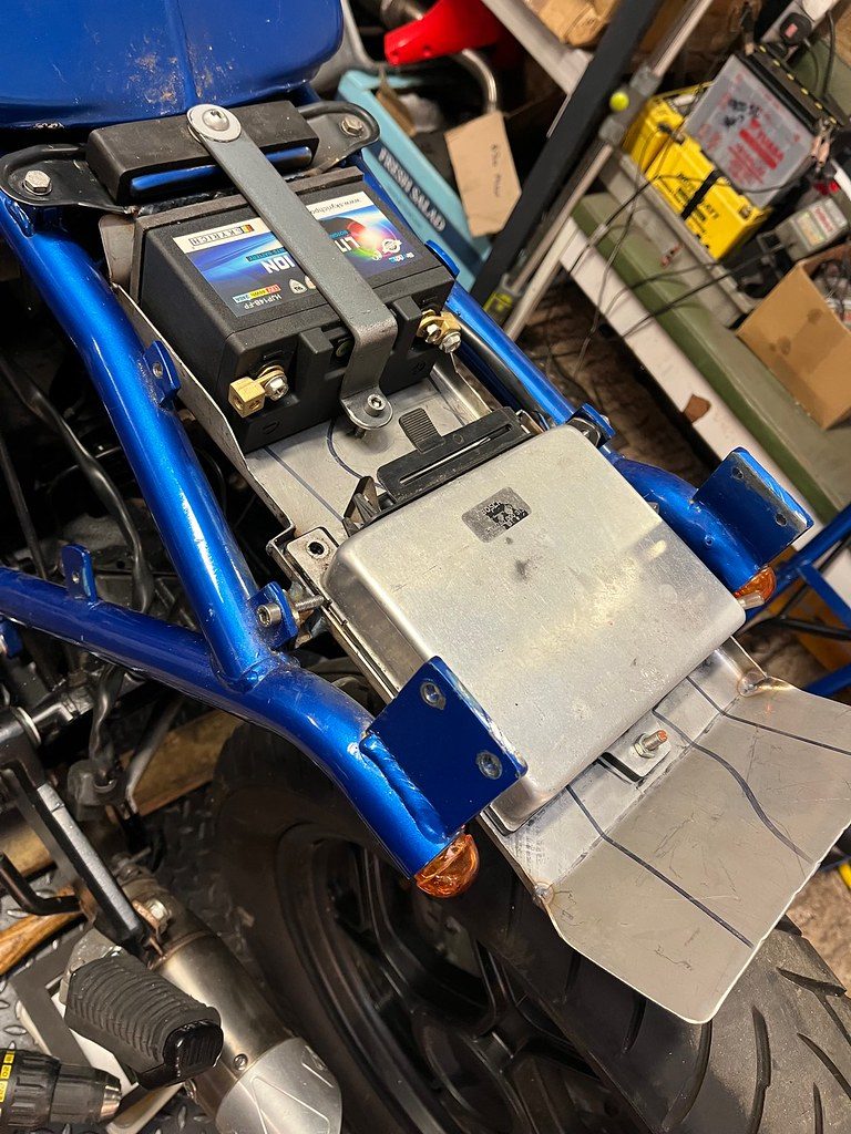 battery / electrics tray