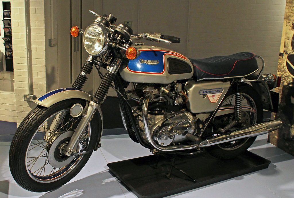 1977 Triumph Bonneville T140 Motorcycle 2
