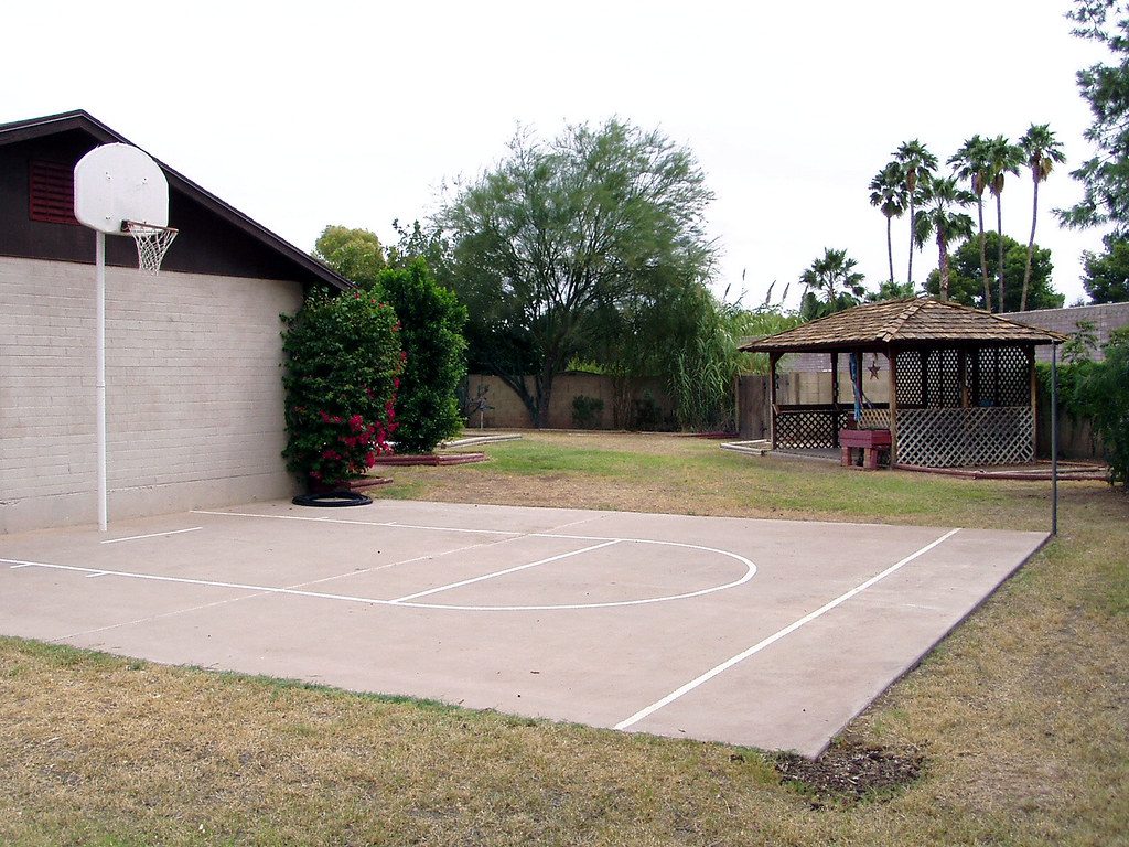 2005-10-16 JenTilly Sport Court