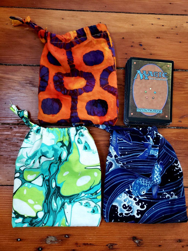 Magic deck bags