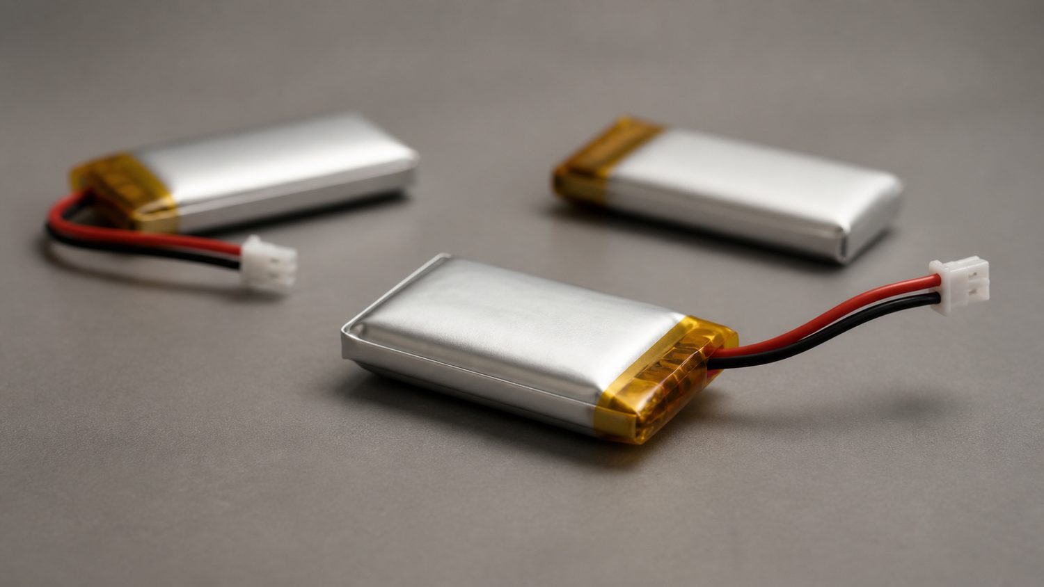 Illustration for 1s battery for mobula7