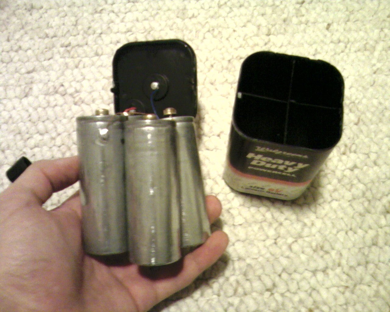 Inside 6-Volt Lantern Battery (1427218268)
