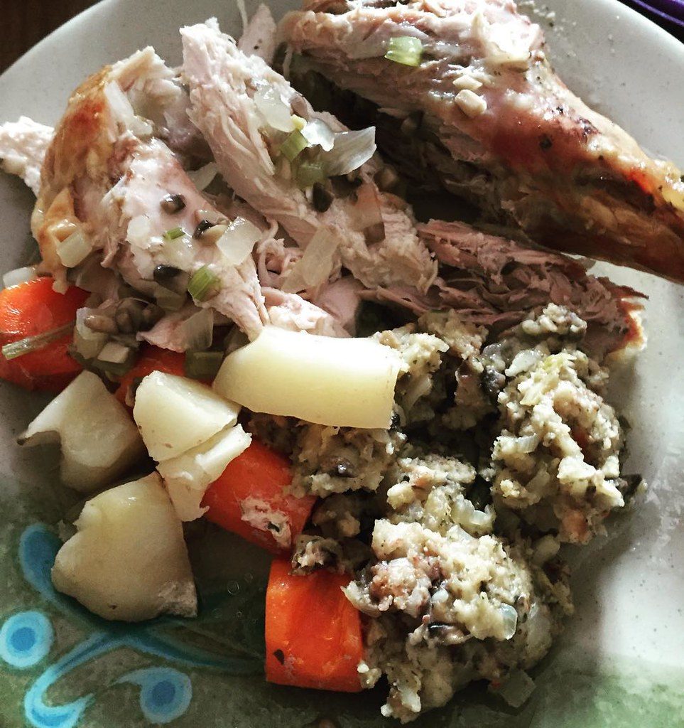 Christmas feast turned out nicely! #convection #oven #turkey #roasted #stuffing #veggies #yum #christmas2015