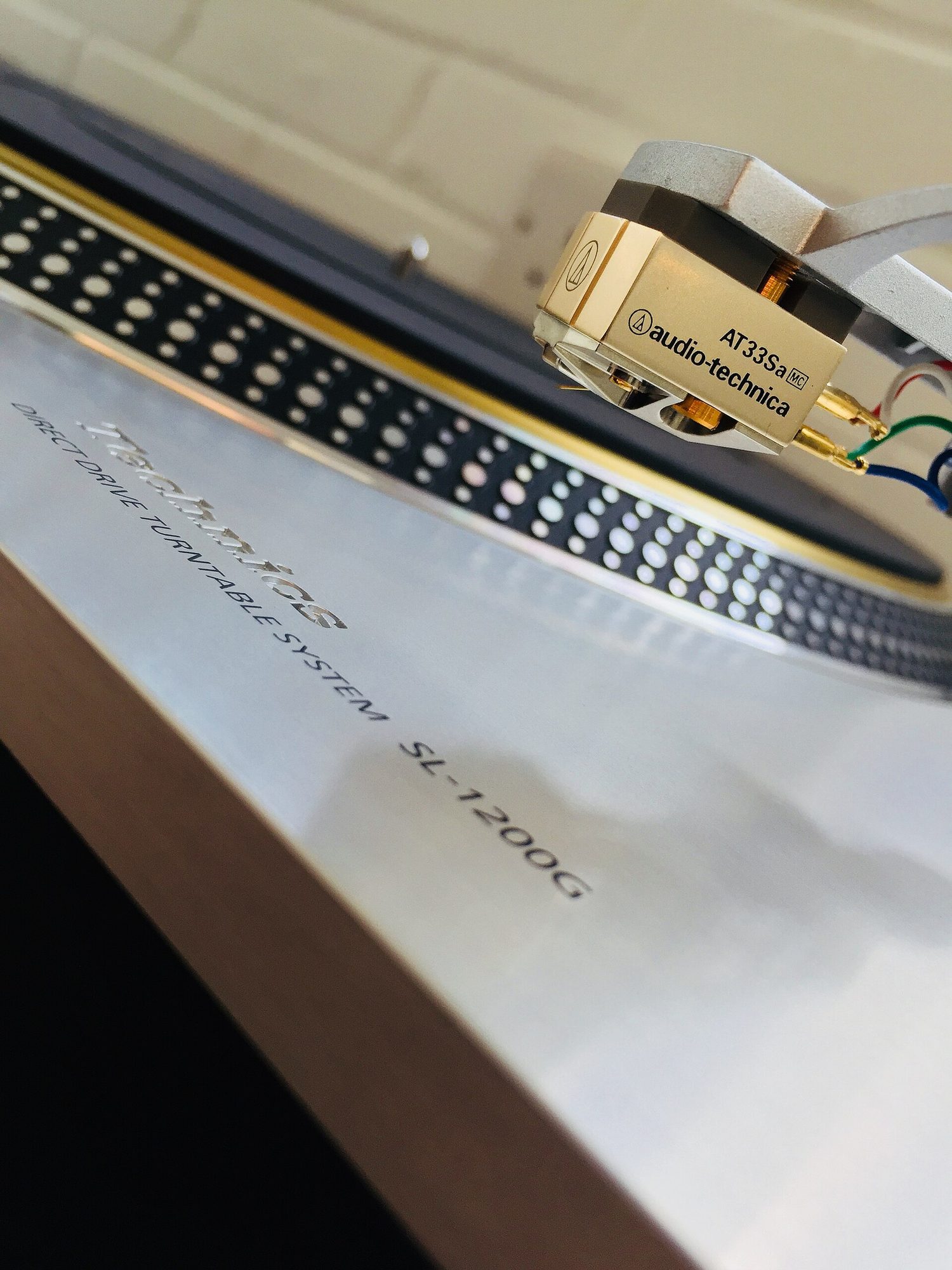 Technics SL-1200G turntable and Audio Technica AT33sa cartridge (25818171377)