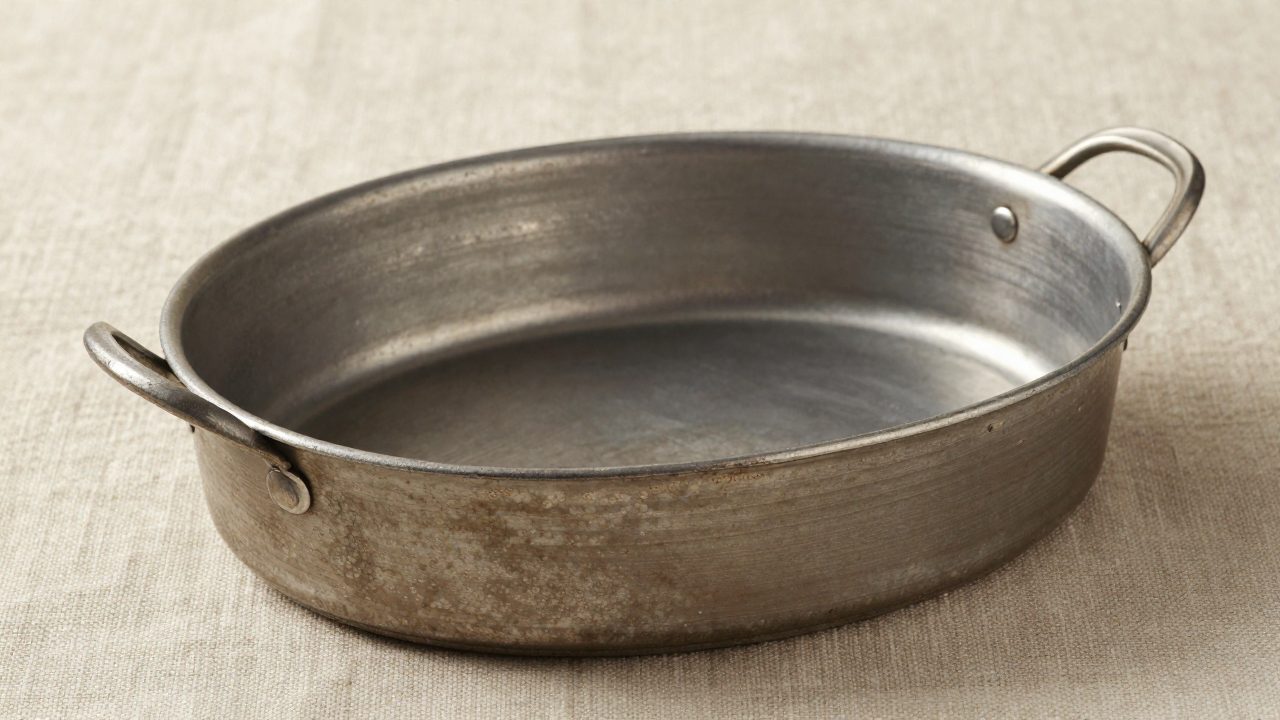 Illustration for casseroles for roti in india