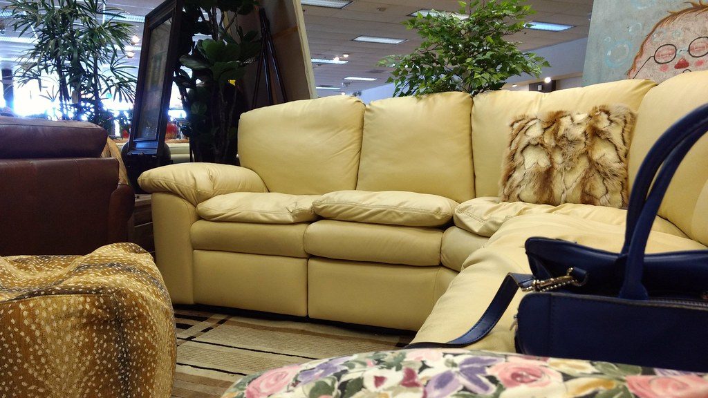 Our sofa bed broke 😱 current status: shopping ️