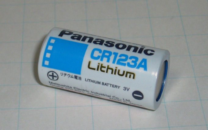Battery lithium CR123A