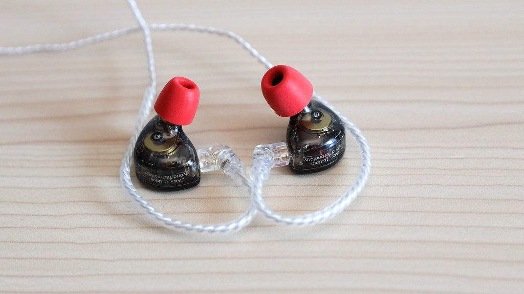 KZ Acoustics 3 Pair Sponge In-ear Earbud for Earphones.