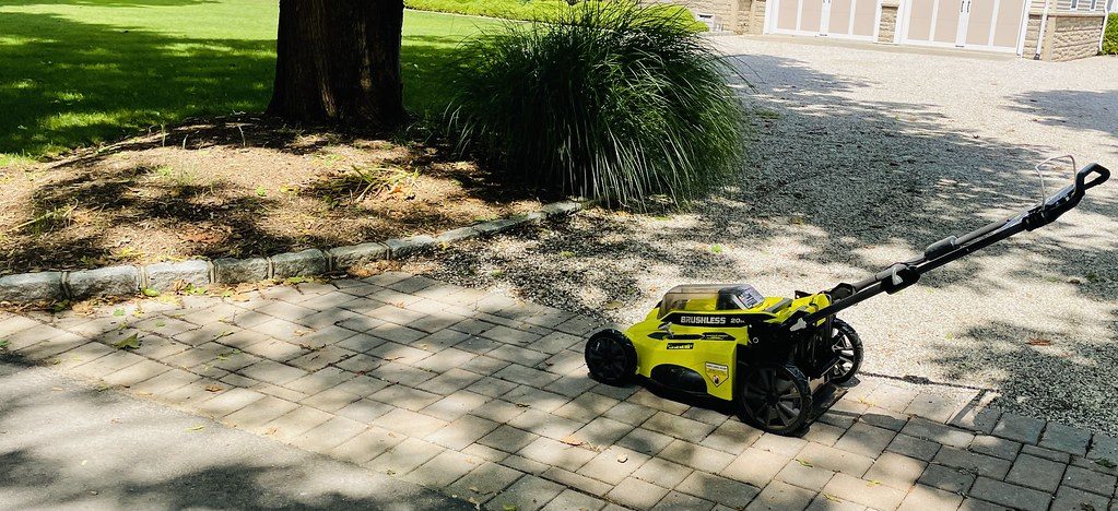 Electric Lawn Mower