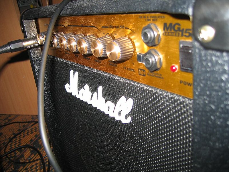 Tier 2 (₹5,000-12,000, if you can stretch): Marshall MG-10G