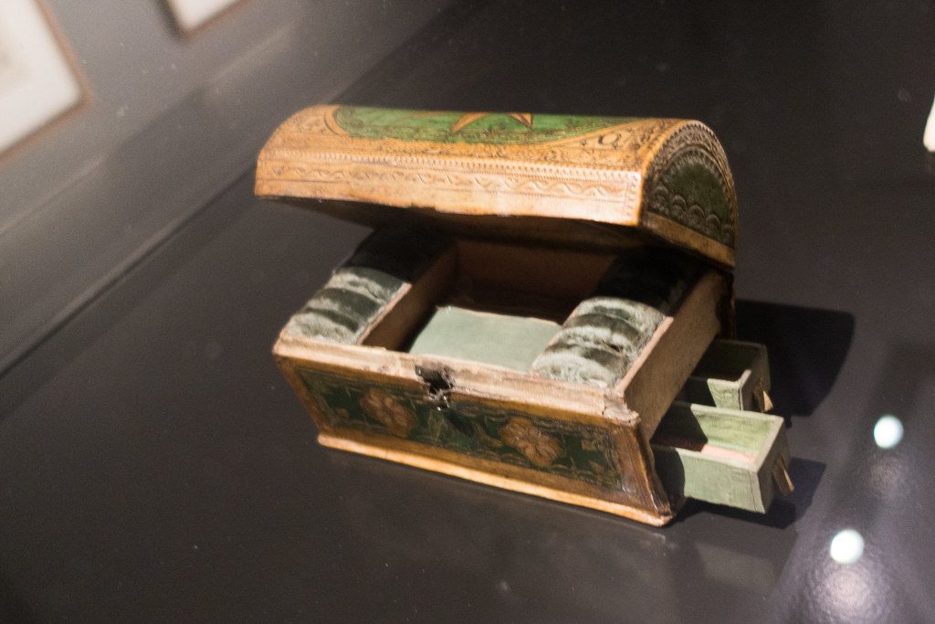1740 jewellery box