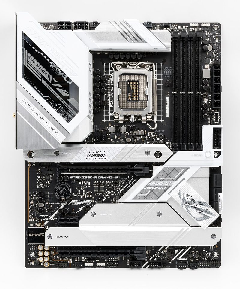 ASUS ROG Strix G16 (G615LM)