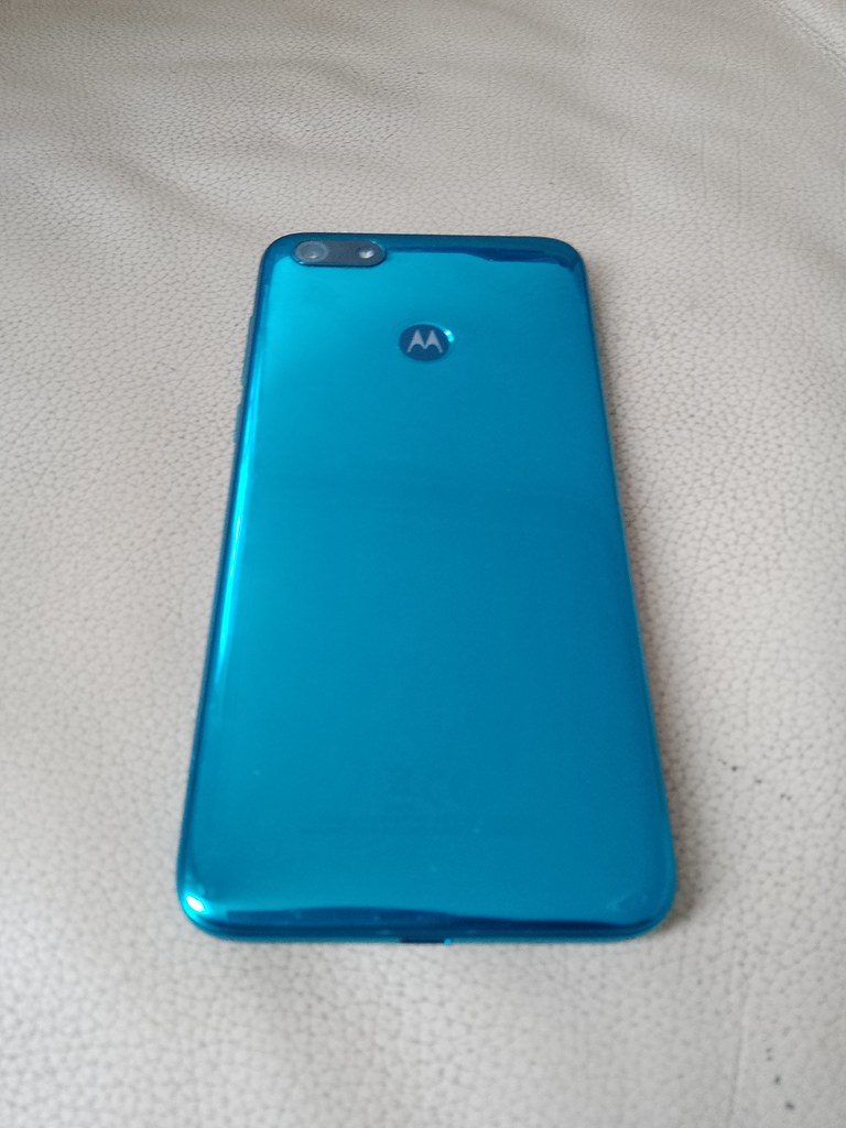 Moto E6 Play Mobile Phone