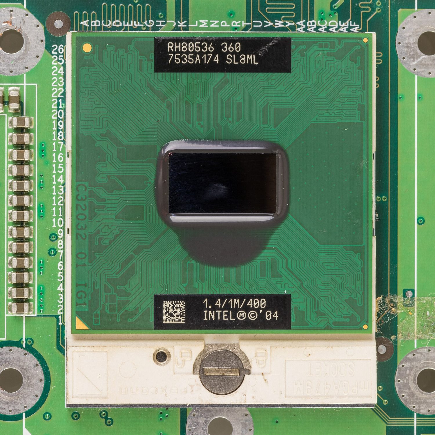Fujitsu Siemens Computers Amilo L7300 - motherboard - Intel Celeron M 360 (SL8ML) in socket 479-0459