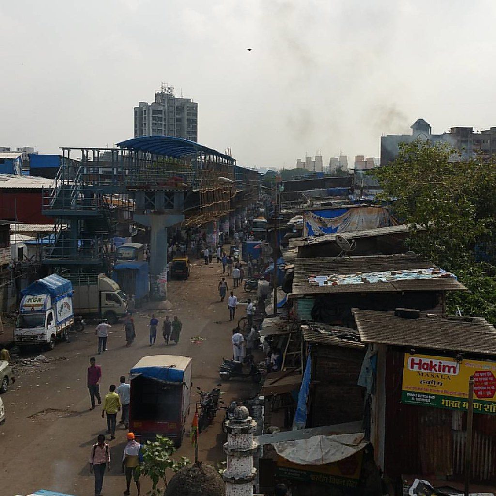 About to cross the tracks to #dharavi, the 2nd largest #slum in #asia (after Karachi) & setting of #slumdogmillionaire. My guide: #realitytours #mumbai #india #travel #movies