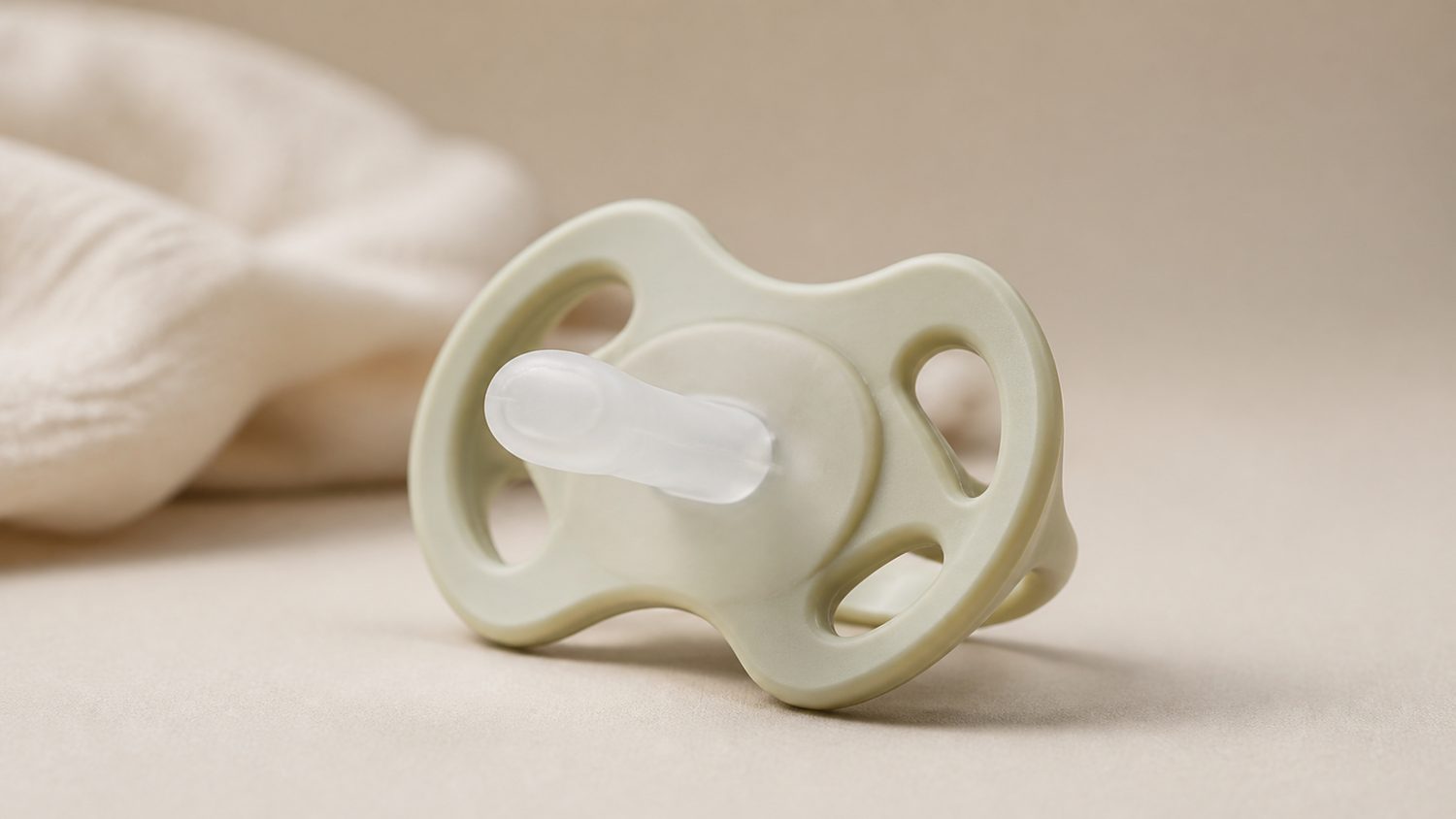 Illustration for pacifier for baby who gags