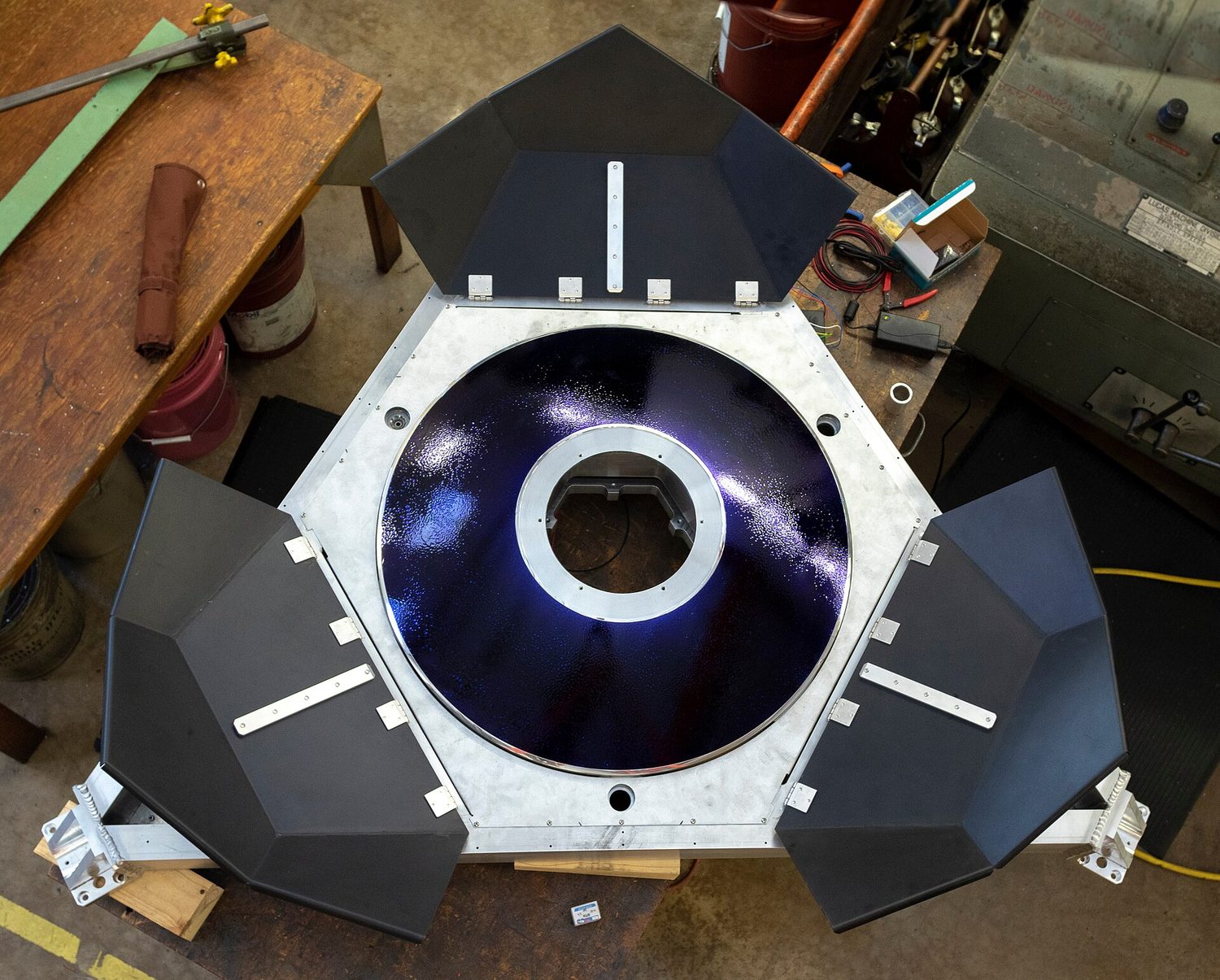 LSST Calibration Screen Reflector (rubin-calibration-reflector7)