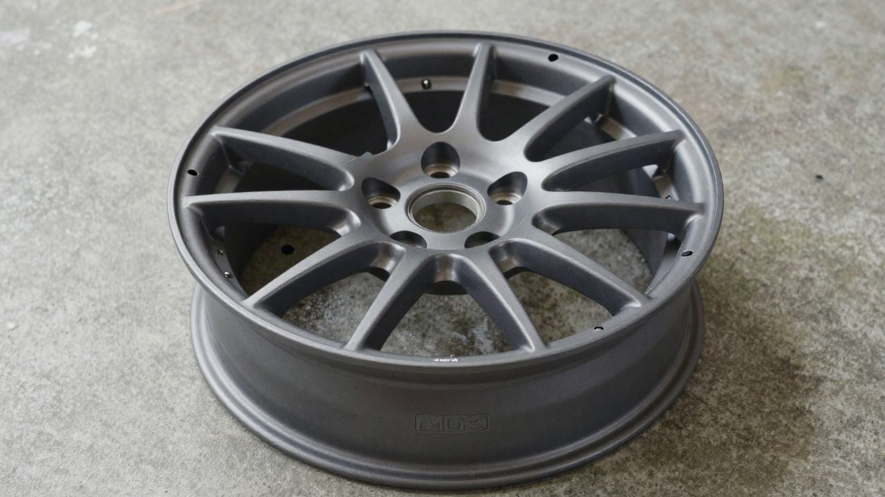 Illustration for wheel size for q50